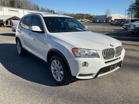 Used 2013 BMW X3 xDrive28i image 3