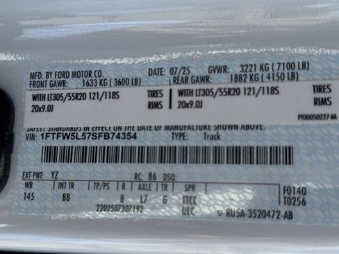 Used 2025 Ford F150 Lariat w/ Equipment Group 502A High AWD/4WD image 38