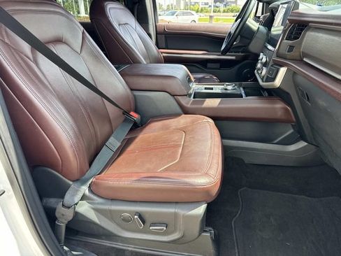 Used 2023 Ford Expedition Max Limited RWD image 11