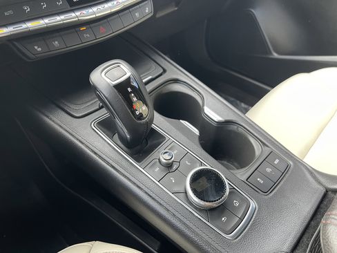 Used 2019 Cadillac XT4 Sport image 11