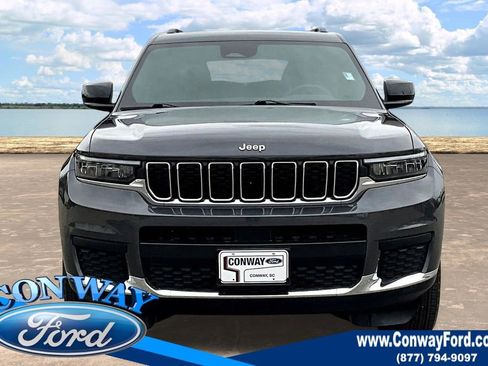 Used 2025 Jeep Grand Cherokee L Laredo w/ Luxury Tech Group I image 2