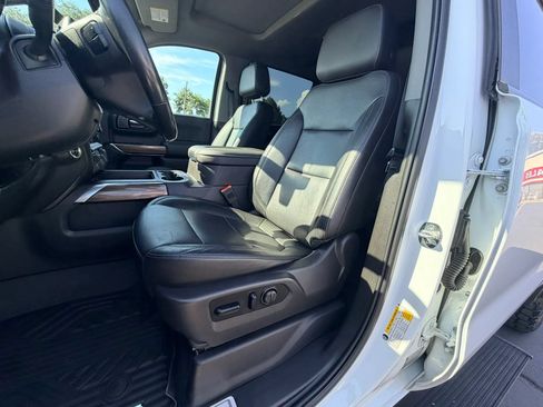 Used 2020 Chevrolet Silverado 1500 LT Trail Boss AWD/4WD image 10