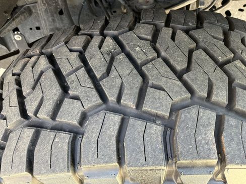 Used 2023 Ford F150 Raptor w/ Raptor Carbon Fiber Package image 14