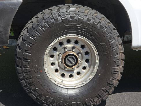 Used 2001 Ford F250 XL AWD/4WD image 22