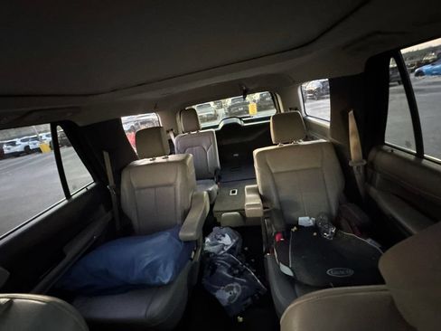 Used 2021 Ford Expedition XLT AWD/4WD image 13