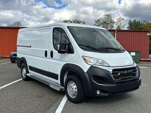 Used 2023 RAM ProMaster 2500 FWD image 5