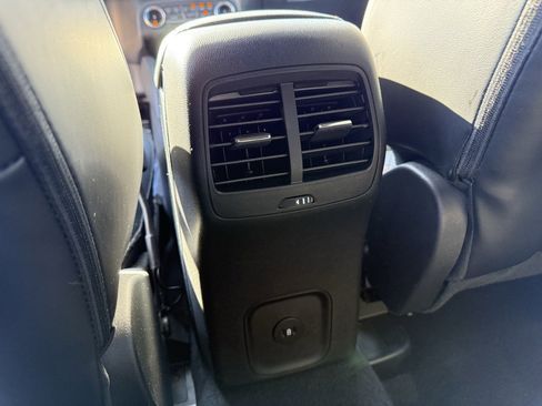 Used 2023 Ford Escape ST-Line image 25