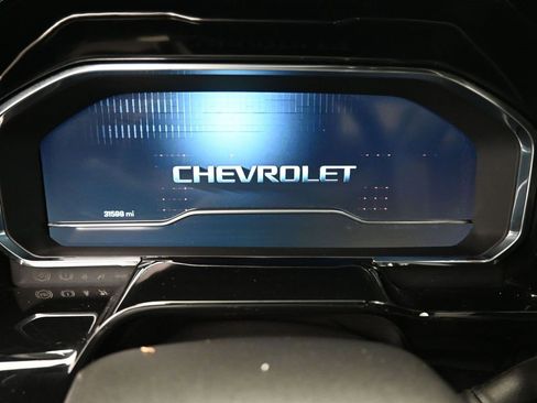 Used 2023 Chevrolet Silverado 1500 LT image 11