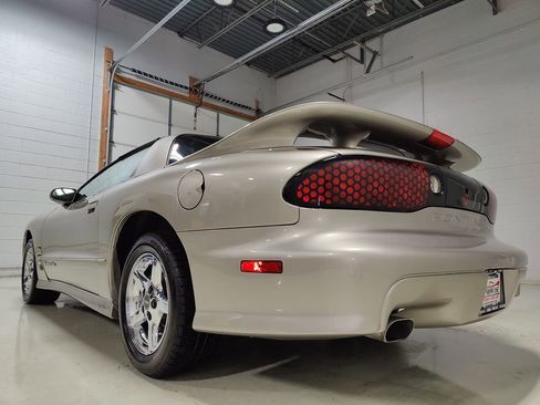 Used 2000 Pontiac Firebird Formula w/ Security Pkg image 21