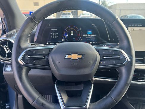 Used 2025 Chevrolet Equinox LT image 28