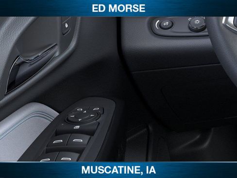 New 2025 Chevrolet Trax LT w/ Sunroof Package image 22