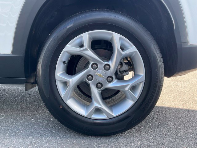 Used 2024 Chevrolet Trax LS w/ LS Convenience Package FWD image 30