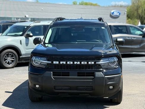 Used 2025 Ford Bronco Sport Outer Banks w/ Outer Banks Tech Package+ AWD/4WD image 34