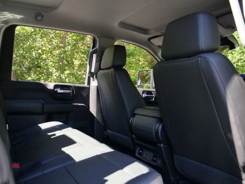 Used 2024 Chevrolet Silverado 3500 W/T w/ WT Fleet Convenience Package image 31