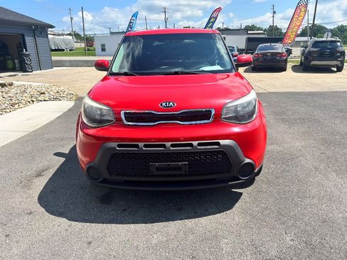 Used 2015 Kia Soul + FWD image 2