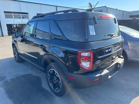 Used 2025 Ford Bronco Sport Outer Banks w/ Outer Banks Tech Package+ AWD/4WD image 4