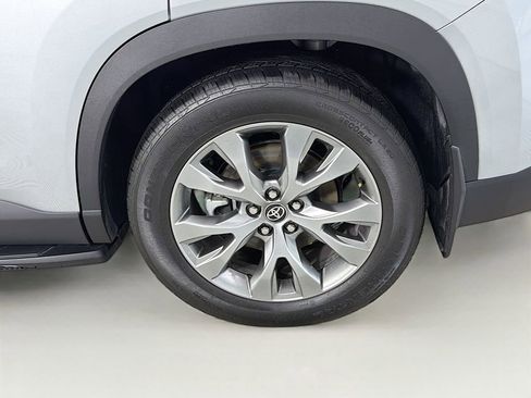 Used 2024 Toyota Grand Highlander AWD Hybrid image 34