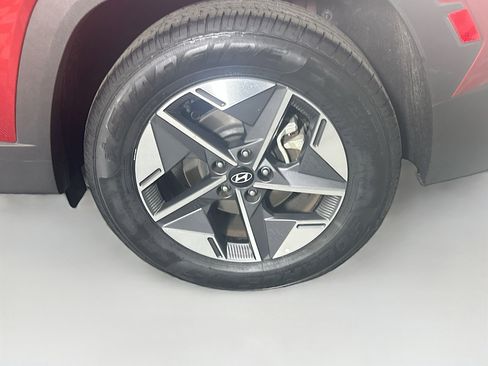 Used 2025 Hyundai Tucson SEL image 11