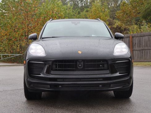 New 2026 Porsche Macan image 12