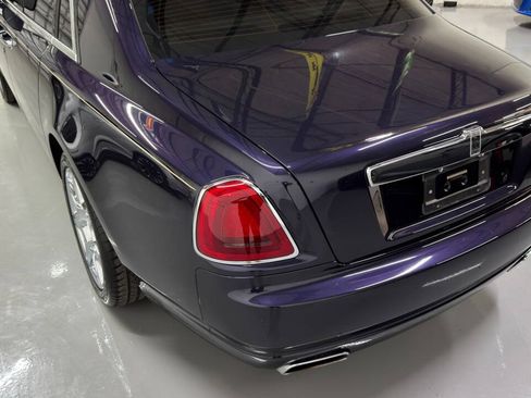 Used 2010 Rolls-Royce Ghost RWD image 19