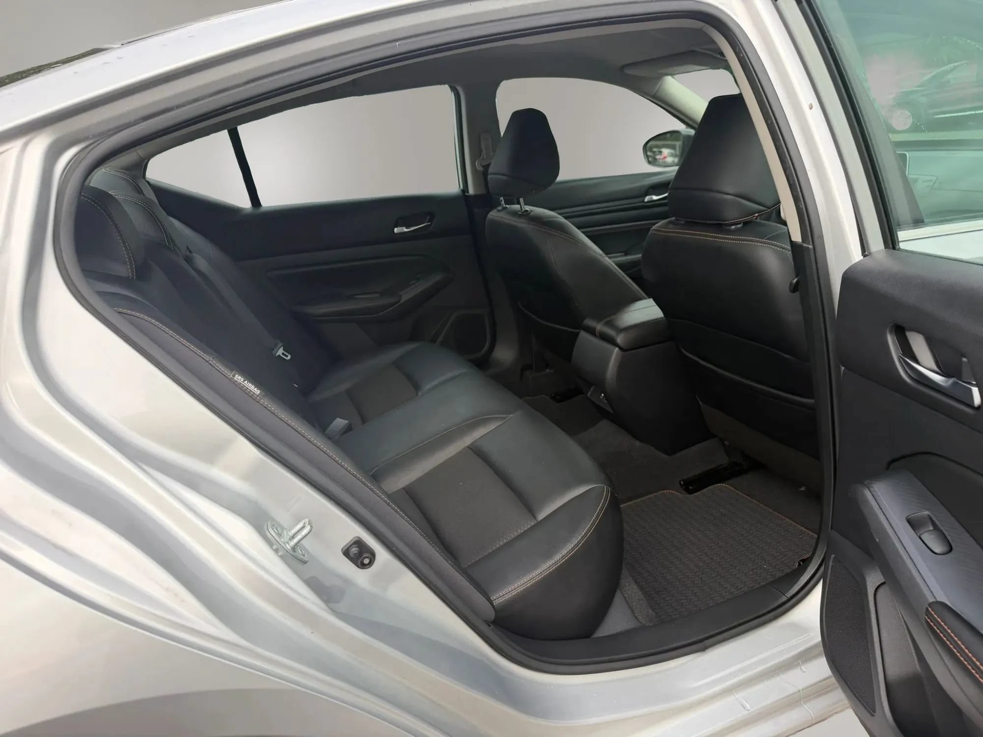 Used 2020 Nissan Altima 2.5 SR FWD image 28