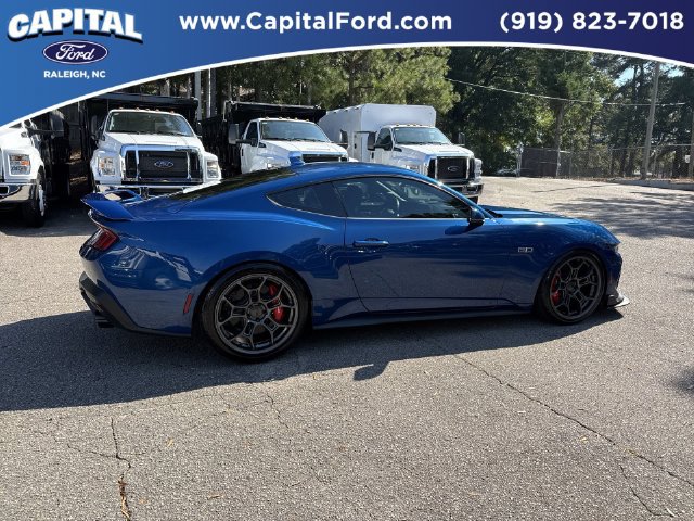 Used 2024 Ford Mustang GT Premium RWD image 9
