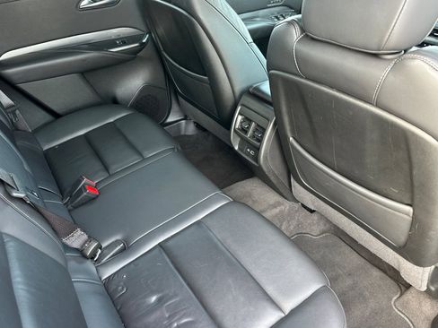 Certified 2024 Cadillac XT4 Premium Luxury image 18