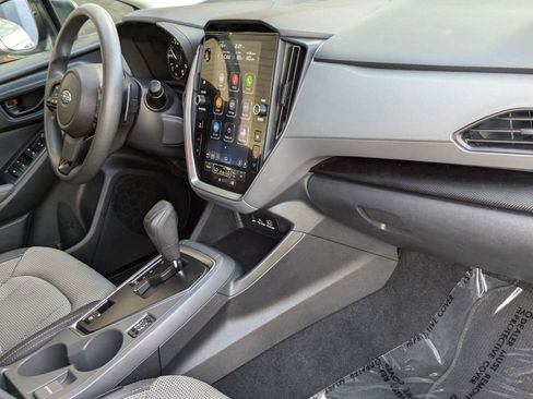 Used 2024 Subaru Crosstrek 2.0i Premium image 31