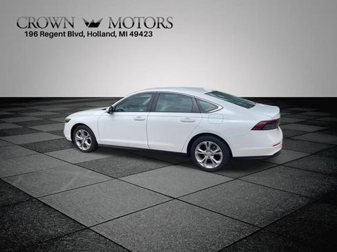 Used 2023 Honda Accord LX image 8
