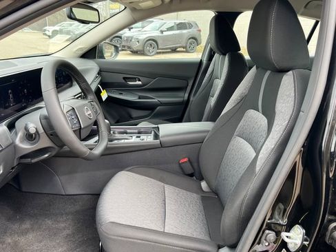 New 2026 Nissan Sentra SV image 3