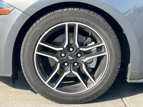 Used 2022 Ford Mustang Premium image 25