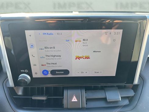 Used 2024 Toyota RAV4 XLE image 17