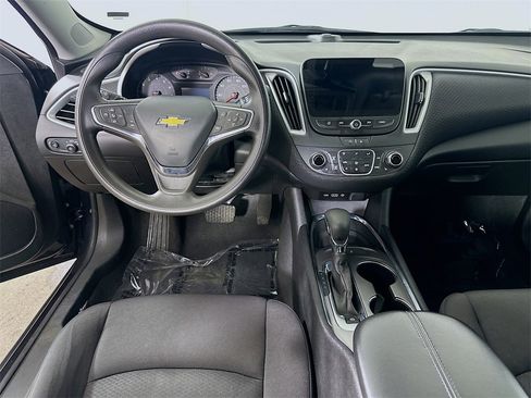 Used 2023 Chevrolet Malibu LT image 16