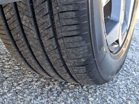 Used 2024 Hyundai Tucson Limited image 13