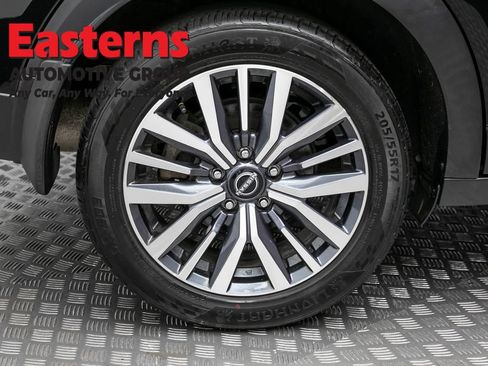 Used 2023 Nissan Kicks SV FWD image 29