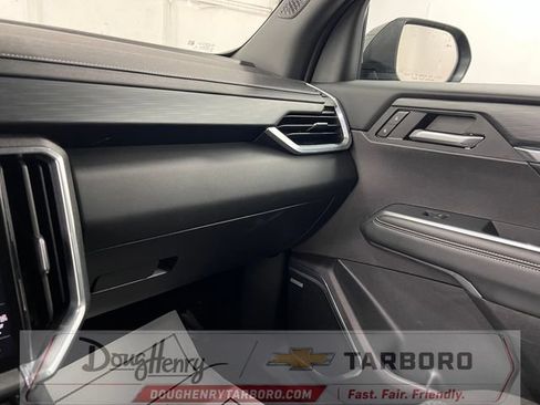 Used 2025 GMC Acadia Elevation FWD image 48