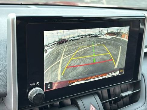 Used 2024 Toyota RAV4 LE image 19
