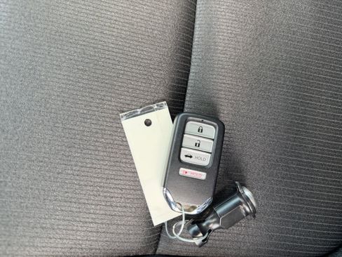 Used 2022 Honda Accord Sport image 10