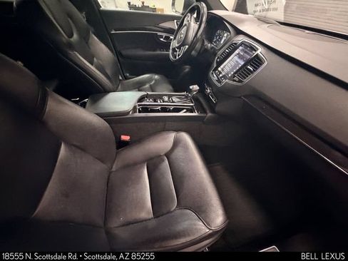 Used 2018 Volvo XC90 T6 Momentum w/ Convenience Package AWD/4WD image 12