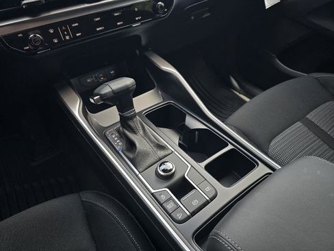 New 2026 Kia Sorento LX FWD image 9