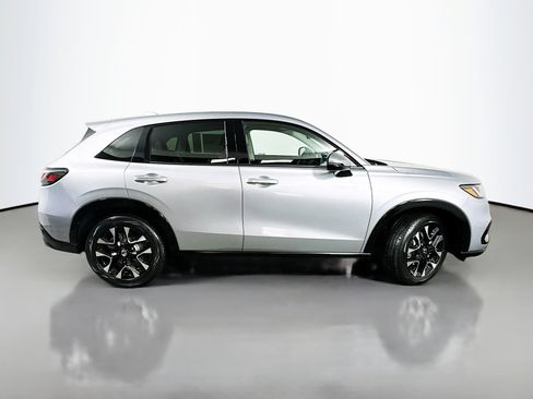New 2026 Honda HR-V EX-L image 8
