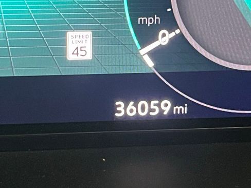 Certified 2024 Volkswagen Atlas SEL Premium R-Line AWD/4WD image 22