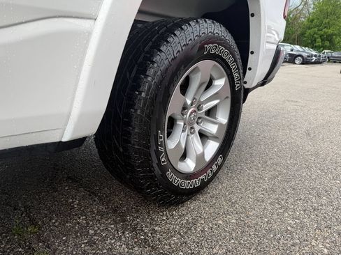 Used 2022 RAM 1500 Laramie AWD/4WD image 15