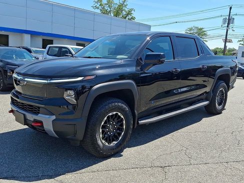 Used 2026 Chevrolet Silverado EV Trail Boss w/ Plus Package AWD/4WD image 3