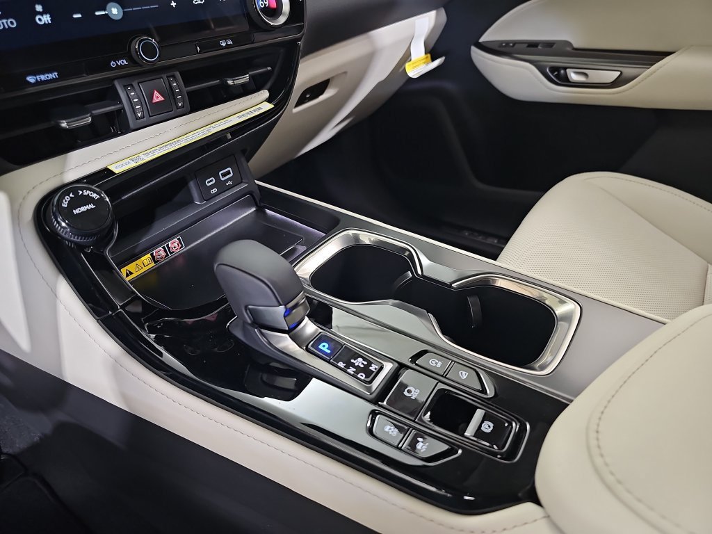 New 2026 Lexus NX 350 AWD w/ Accessory Package (K3) image 24