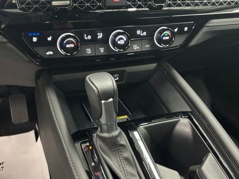 Used 2024 Honda Accord Touring image 29