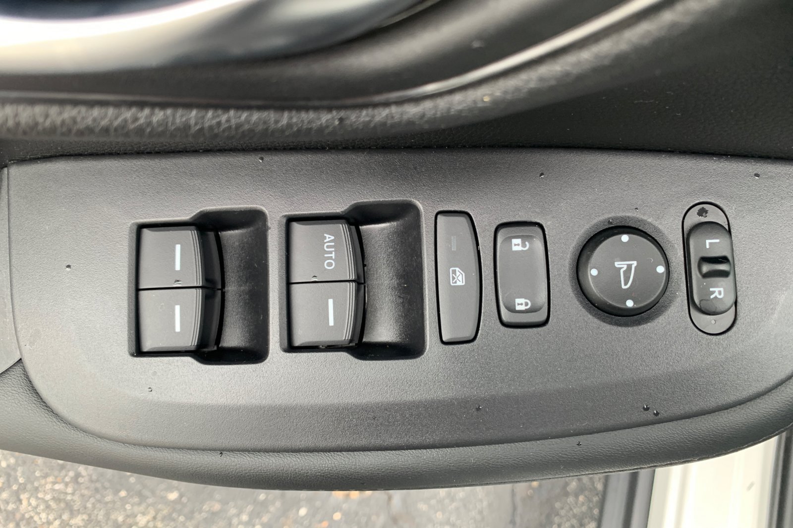 Certified 2024 Honda HR-V LX image 14