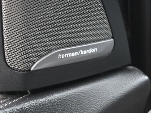 Used 2022 BMW X5 M50i w/ Executive Package image 21