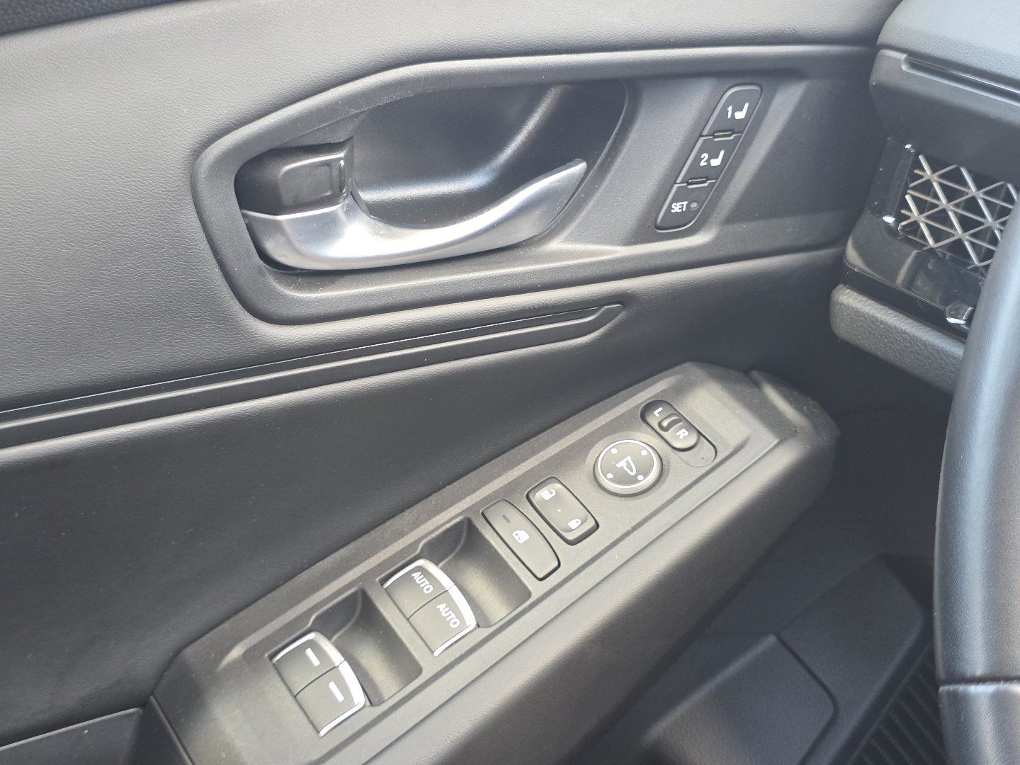 Certified 2024 Honda Accord EX-L image 32