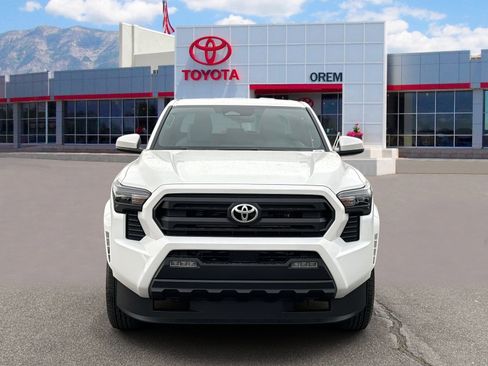 New 2026 Toyota Tacoma SR5 image 2